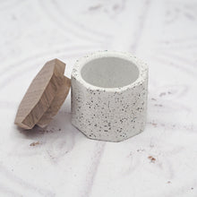 Load image into Gallery viewer, Octagonal Concrete Mini Pot